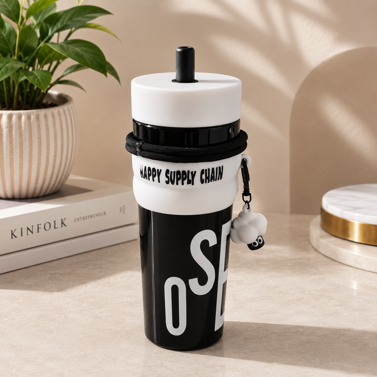 HappySip 600 – Straw Tumbler with Charm